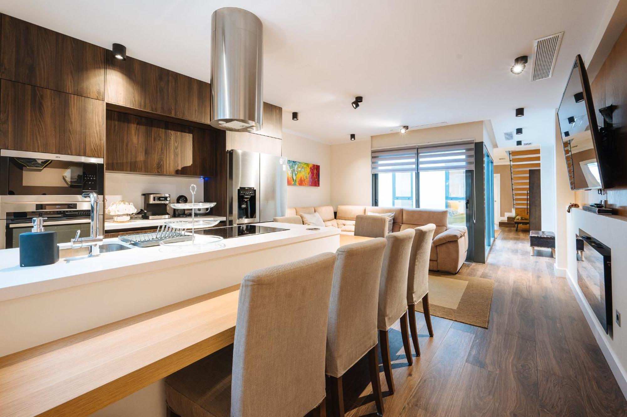 Elegant Duplex 3 Master Bedrooms And Private Sevilla Bagian luar foto