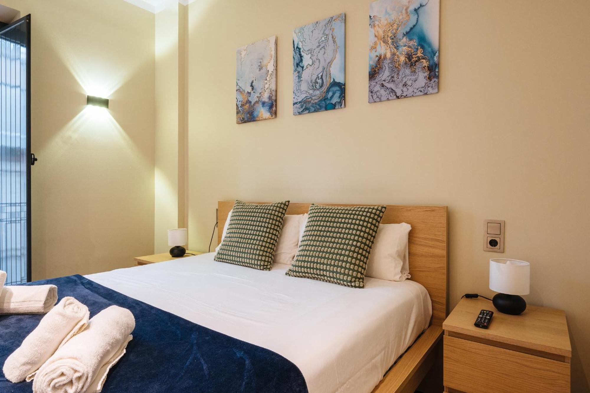 Elegant Duplex 3 Master Bedrooms And Private Sevilla Bagian luar foto
