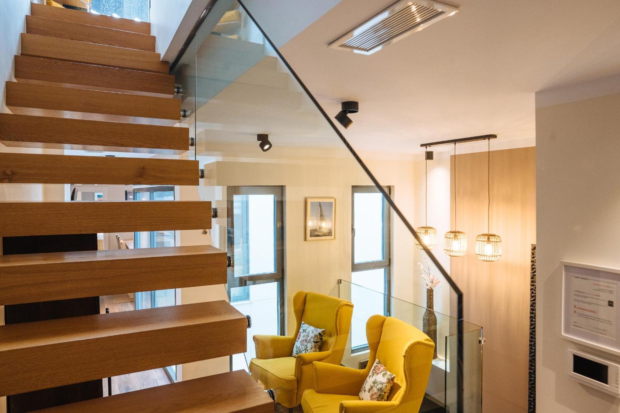 Elegant Duplex 3 Master Bedrooms And Private Sevilla Bagian luar foto