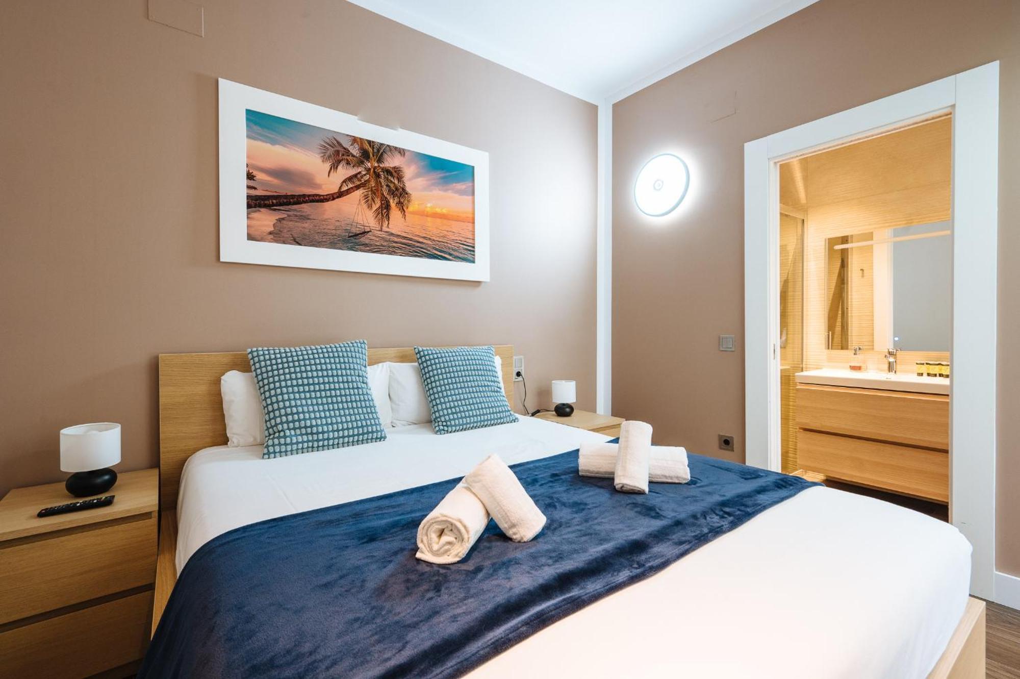 Elegant Duplex 3 Master Bedrooms And Private Sevilla Bagian luar foto