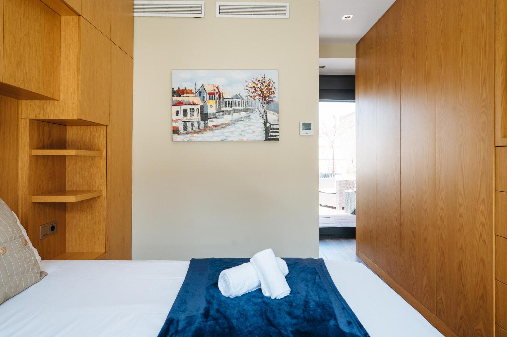 Elegant Duplex 3 Master Bedrooms And Private Sevilla Bagian luar foto