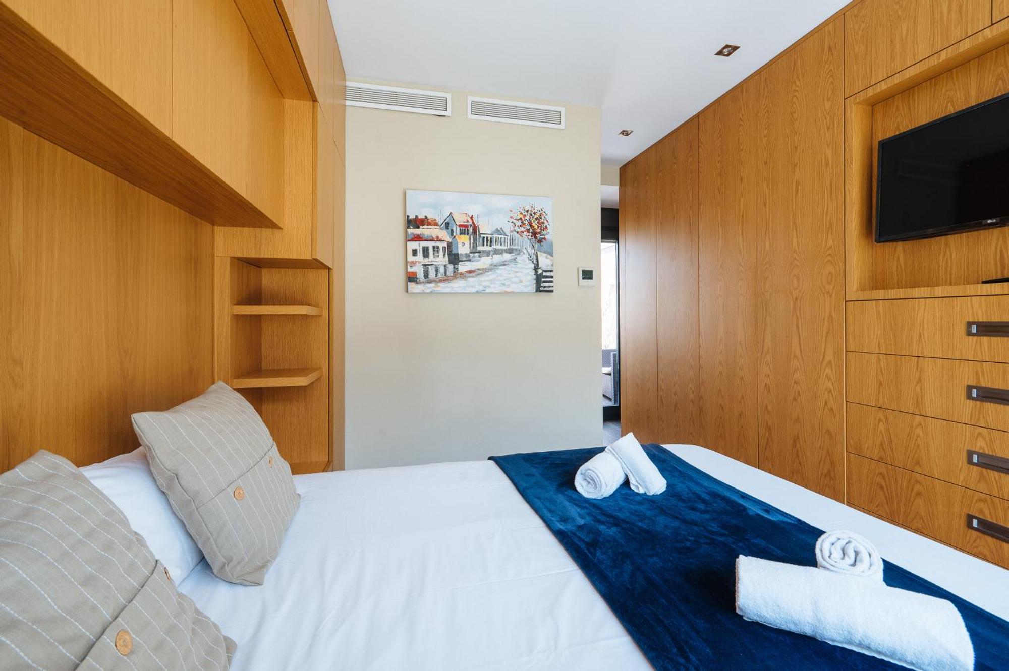 Elegant Duplex 3 Master Bedrooms And Private Sevilla Bagian luar foto