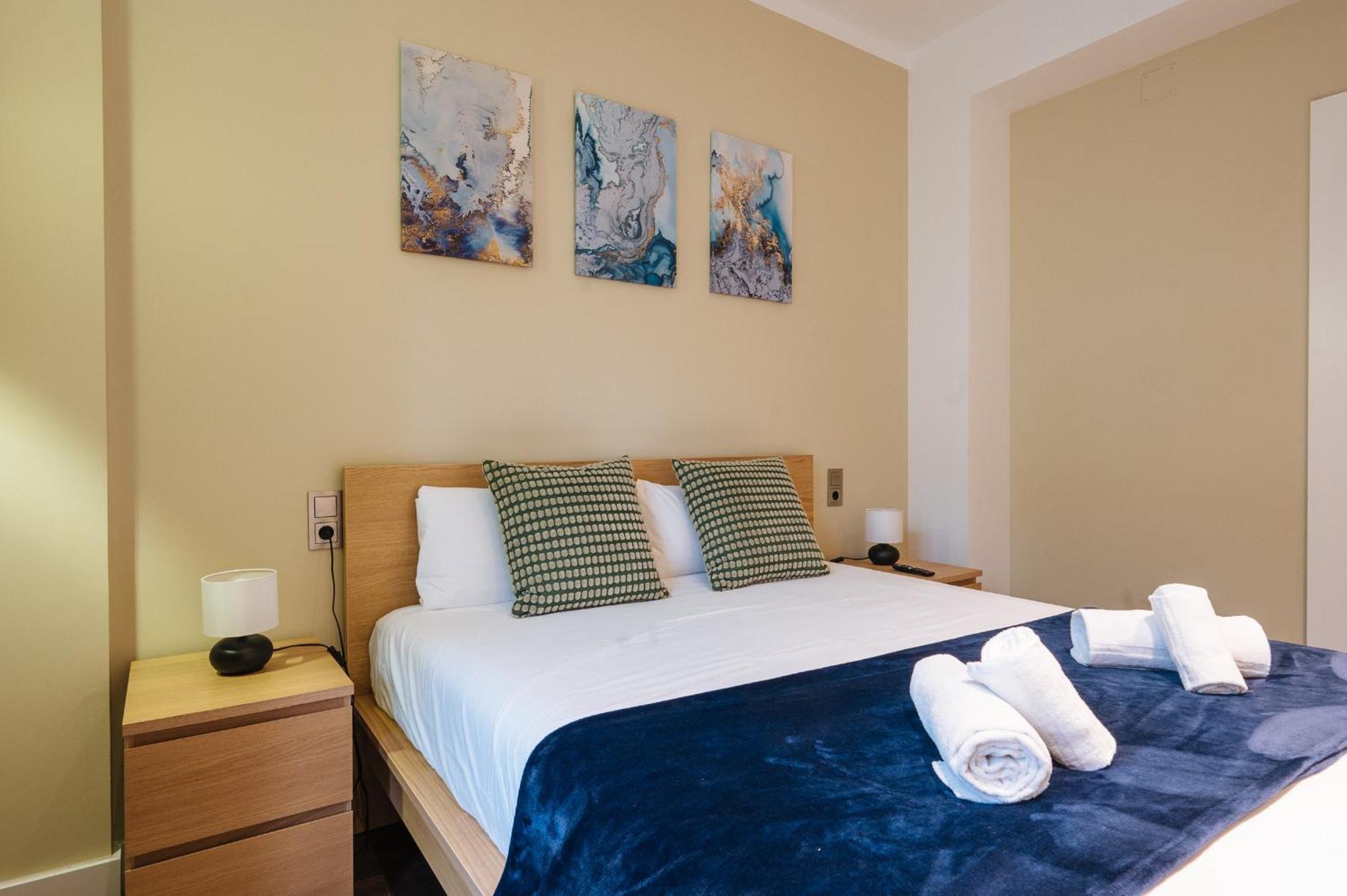 Elegant Duplex 3 Master Bedrooms And Private Sevilla Bagian luar foto